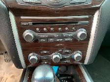 2013 Nissan Pathfinder Platinum 7 Passenger AS IS Loaded Low Kms - Photo 16