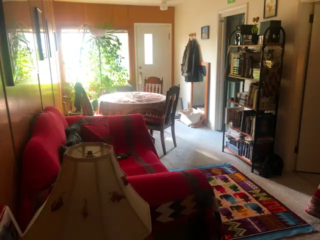 Furnished room in Sunnyside house near downtown, SAIT, UofC