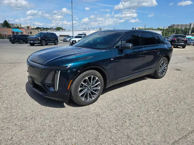 2024 Cadillac LYRIQ