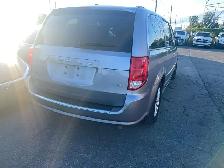 2014 Dodge Grand Caravan SXT - Photo 4