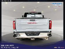 2024 GMC Sierra 2500HD SLT 6.6L - Photo 3