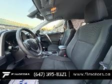 2018 Toyota RAV4 LE FWD | 5 Dealer Service Records | Certified - Photo 9