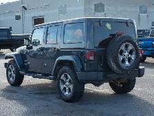 2018 Jeep Wrangler JK Unlimited Sahara - Targa Roof | Leather - Photo 6