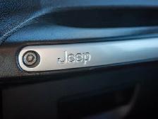 2018 Jeep Wrangler JK Unlimited Sahara - Targa Roof | Leather - Photo 36