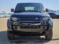 2025 Land Rover Defender X-Dynamic SE - Photo 10