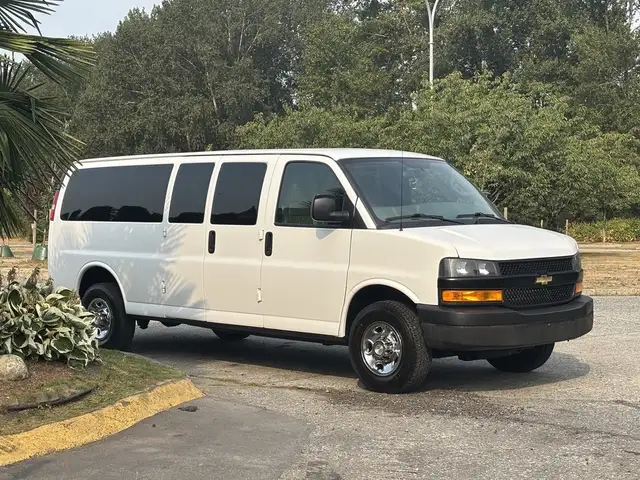 2021 Chevrolet Express LS 3500 3dr 12 Passenger Van