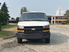 2021 Chevrolet Express LS 3500 3dr 12 Passenger Van - Photo 3