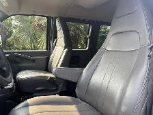 2021 Chevrolet Express LS 3500 3dr 12 Passenger Van - Photo 14