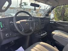 2021 Chevrolet Express LS 3500 3dr 12 Passenger Van - Photo 15