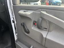 2021 Chevrolet Express LS 3500 3dr 12 Passenger Van - Photo 30