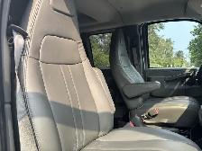 2021 Chevrolet Express LS 3500 3dr 12 Passenger Van - Photo 32