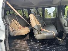 2021 Chevrolet Express LS 3500 3dr 12 Passenger Van - Photo 38