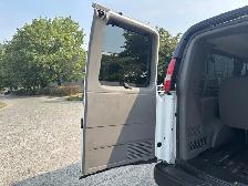 2021 Chevrolet Express LS 3500 3dr 12 Passenger Van - Photo 43