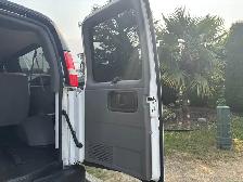 2021 Chevrolet Express LS 3500 3dr 12 Passenger Van - Photo 45