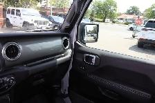 2023 Jeep Wrangler Sahara 4 Door 4x4 - Photo 7