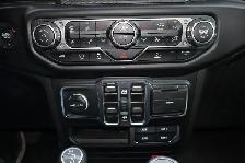 2023 Jeep Wrangler Sahara 4 Door 4x4 - Photo 9