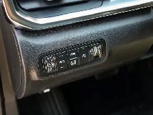 2027 GMC Terrain AWD Elevation - Photo 17