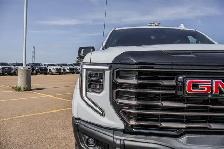 2026 GMC Sierra 1500 AT4X - Photo 11
