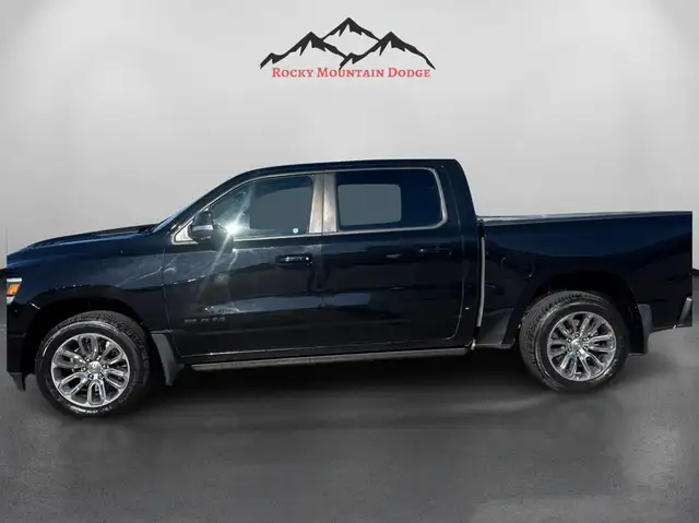 ONE OWNER 2022 RAM 1500 CREW CAB SPORT 4X4