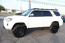 2019 Toyota 4Runner - Photo 3