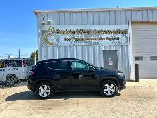 2022 Jeep Compass Latitude AWD | Command Start | Heated Seats - Photo 4
