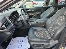 2024 Toyota Camry SE Auto - Photo 16