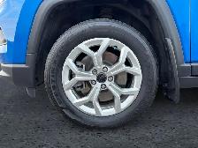 2025 Jeep Compass North - Photo 9