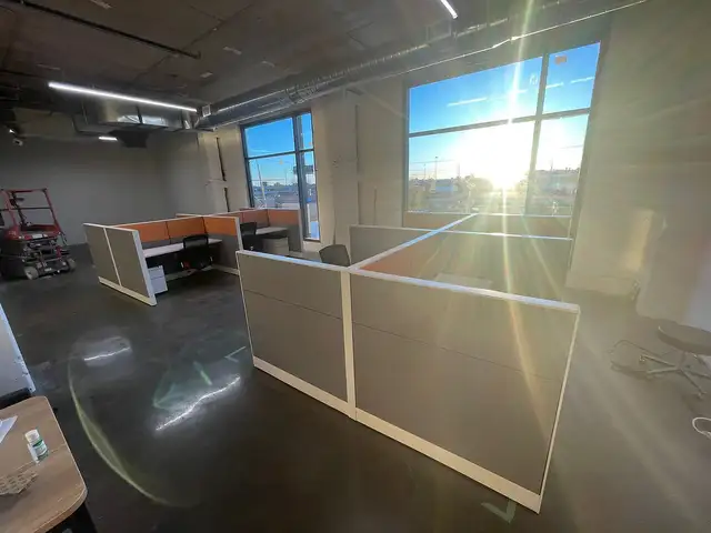 Used Cubicles For Sale - Ufficio Furniture - Call Us Now!