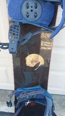 Snowboard with Bindings - Photo 4