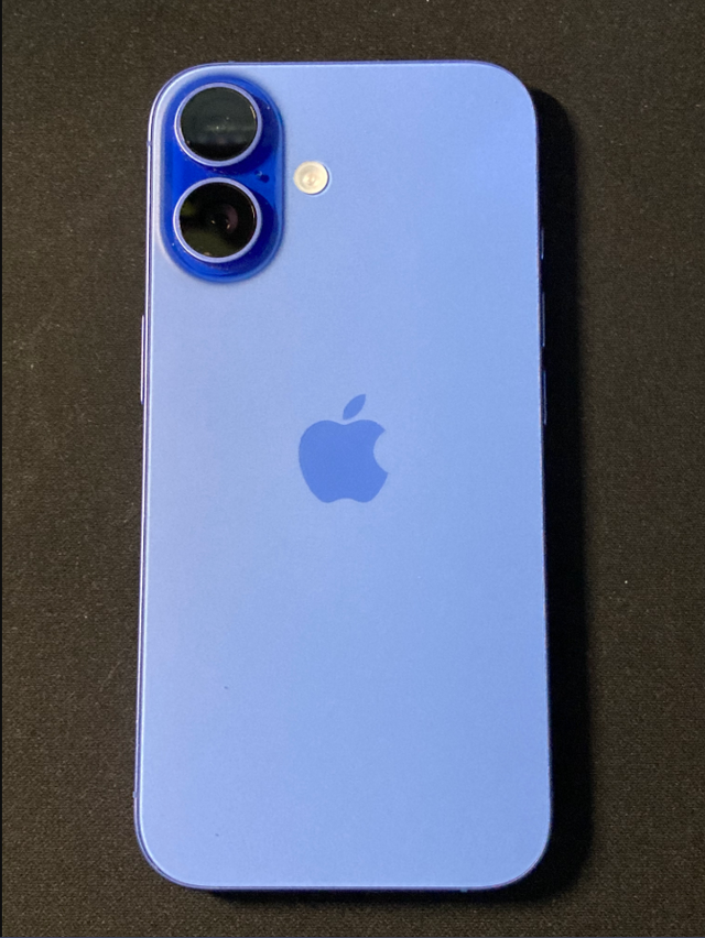 Unlocked Apple iPhone 16 128 gb-only $799 with 1 year warranty