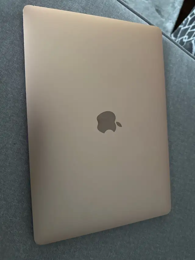 MacBook Air 13.3 Rose Gold