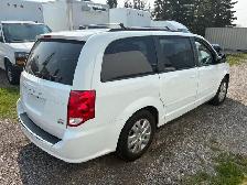 2014 Dodge Grand Caravan SXT Sto'N'Go & PASSENGER LOADED NICE! - Photo 2