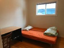 October 1 university c-train Mall close downtown one bedroom - Photo 4