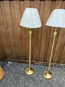 Free delivery used Pair of Brass Floor Lamps with Cream Shades - Photo 4