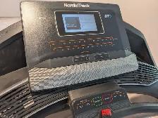 Treadmill Free - Nordic Track Elite 900 (see description) - Photo 2