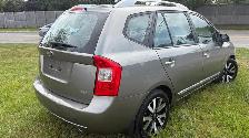 2011 Kia Rondo EX - Photo 4