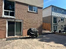 Furnished Walkout Basement $1,500 All-Inclusive in Etobicoke - Photo 4