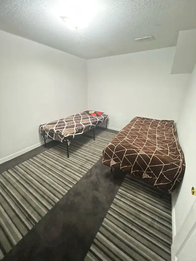 Full basement for rent Brampton