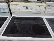 Frigidaire 30' White Freestanding Electric Ceramic Top Stove - Photo 2