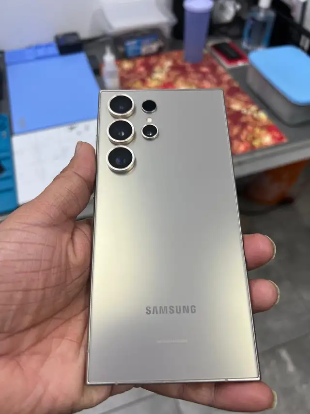 Certified Samsung S24 Ultra 256gb $899, with 1 year warranty
