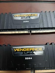 CORSAIR RAM 3200 MHZ 8GB ×2 - Photo 3