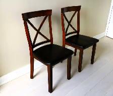 Solid wood dining table and 4 high back chairs - Photo 8