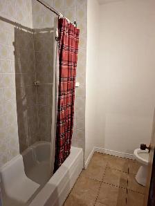 Logement, 2.5 pcs , poêle et frigo inclus,  stationnement, - Photo 6