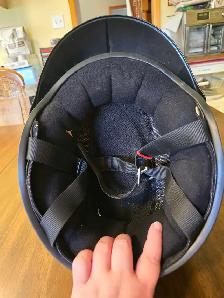 Medium DOT motorcycle helmet - Photo 3