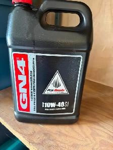 Unopened 10w30 synthetic motorcycle oil and 20W50 Ool - Photo 5
