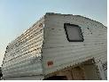 1992 26-foot fifth wheel camper trailer - Photo 4