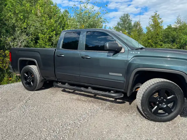 2018 GMC Sierra Elevation