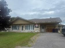 Local commercial 2144 pi² à louer, 12$/pi² Saint-Lin-Laurentides - Photo 2