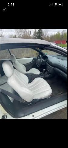 White on white 1998 convertible sun fire - Photo 3