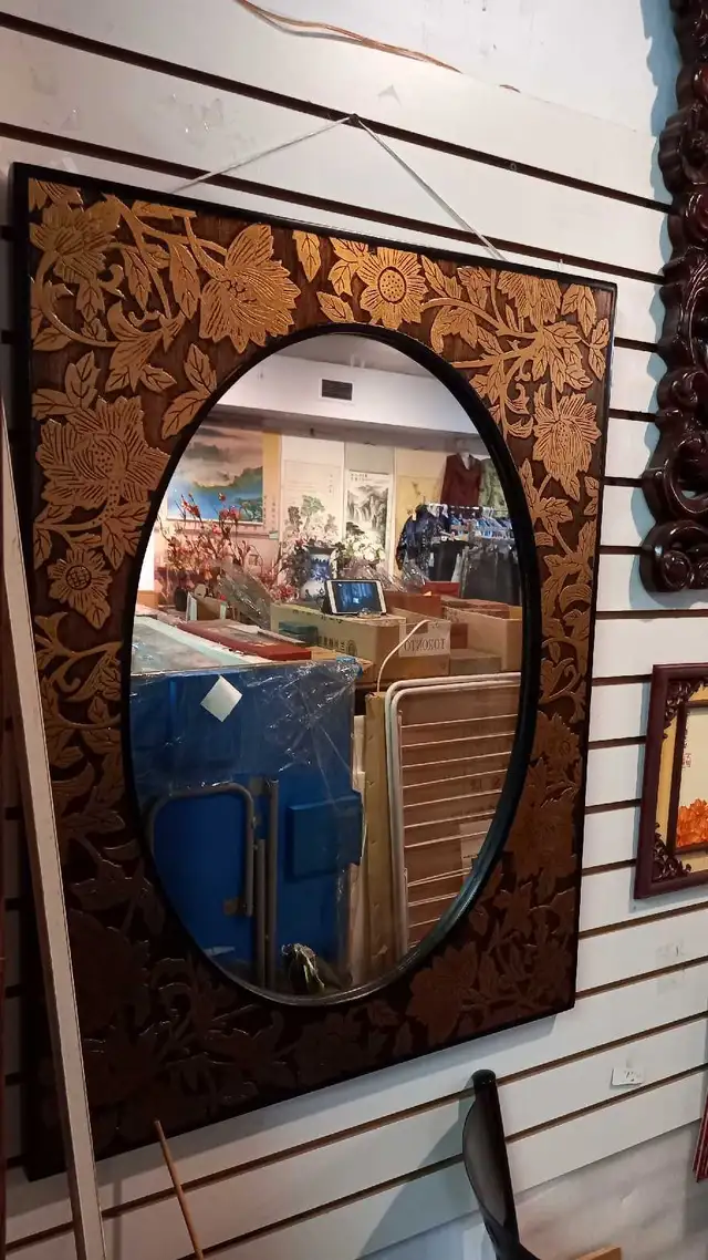 Wall Mirror - Miroir
